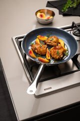 Tramontina Professional 26CM Seramik Yüzeyli Tava